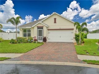 Foreclosed Home - 2728 FORALESCA CT, 33909