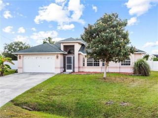 Foreclosed Home - 232 MAGELLAN ST, 33913