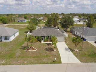 Foreclosed Home - 225 MANATEE ST, 33913
