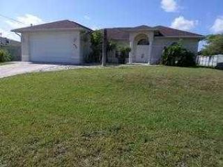 Foreclosed Home - 222 SW 31ST ST, 33914