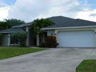 Foreclosed Home - 1417 SW 27TH TER, 33914