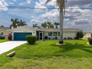 Foreclosed Home - 4906 SW 2ND AVE, 33914