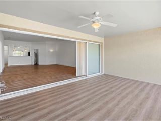 Foreclosed Home - 409 SW 47TH TER # 411, 33914