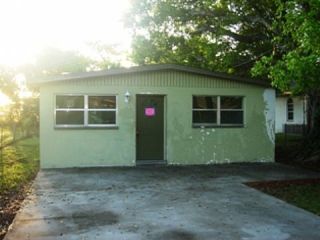 Foreclosed Home - 1925 VERONICA S SHOEMAKER BLVD, 33916