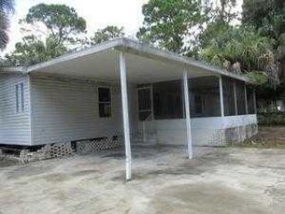 Foreclosed Home - 7637 Ebson Dr, 33917