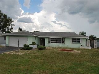 Foreclosed Home - 1668 S MAYFAIR RD, 33919