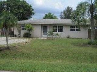 Foreclosed Home - 1367 SAN SOUCI DR, 33919