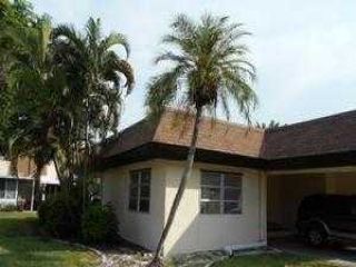 Foreclosed Home - 5719 Bass Circ, 33919