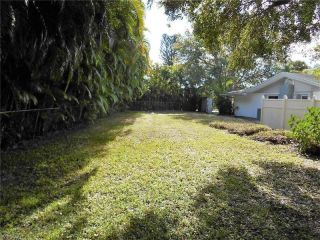 Foreclosed Home - 1053 El Mar Ave, 33919