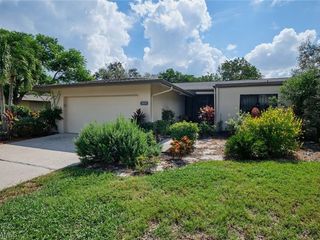 Foreclosed Home - 5859 WILD FIG LN, 33919