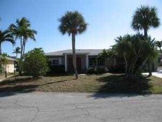 Foreclosed Home - 390 JEFFERSON CT, 33931