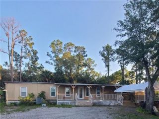 Foreclosed Home - 2280 PHILLIPS RD, 33935