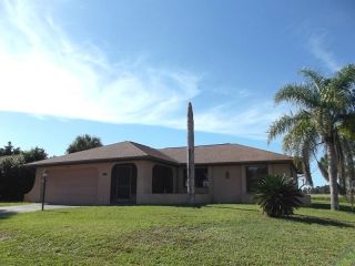 Foreclosed Home - 19480 Poppytree Ct, 33936