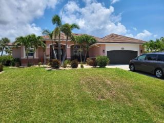 Foreclosed Home - 310 CORAL CREEK DR, 33946