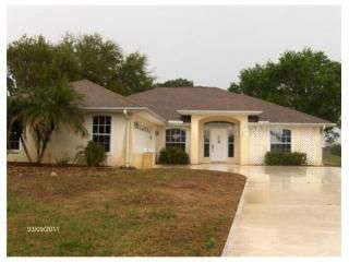 Foreclosed Home - 40 BUNKER PL, 33947