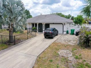 Foreclosed Home - 18443 ROBINSON AVE, 33948