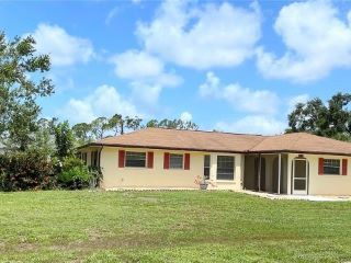 Foreclosed Home - 150 CAPATOLA ST, 33948