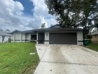 Foreclosed Home - 17423 TERRY AVE, 33948