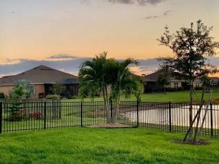 Foreclosed Home - 7677 MIKASA DR, 33950