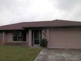 Foreclosed Home - 1330 WATERSIDE ST, 33952