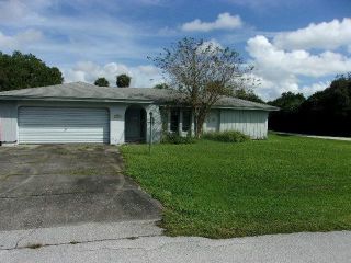 Foreclosed Home - 20280 Macon Lane, 33952