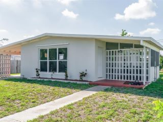 Foreclosed Home - 22263 AUGUSTA AVE, 33952