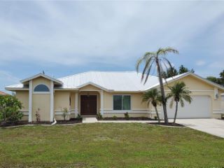 Foreclosed Home - 7337 S PLUM TREE, 33955