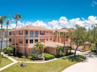 Foreclosed Home - 3485 SUNSET KEY CIR, 33955