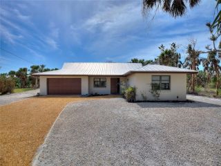 Foreclosed Home - 3841 COQUINA DR, 33957