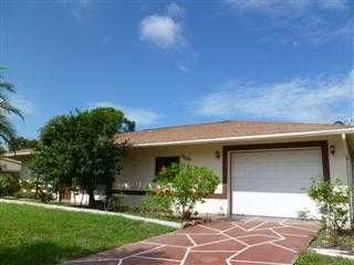 Foreclosed Home - 18504 OCALA RD, 33967