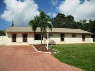 Foreclosed Home - 17128 Tropical Rd, 33967