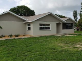 Foreclosed Home - 17209 LEE RD, 33967
