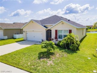 Foreclosed Home - 8150 GOPHER TORTOISE TRL, 33972