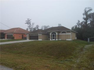 Foreclosed Home - 426 LA PEROUSE ST, 33974