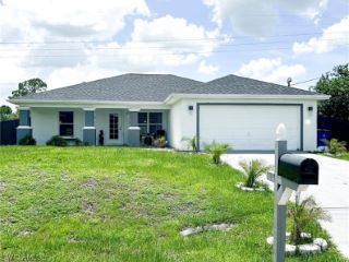 Foreclosed Home - 1308 FLOYD AVE S, 33976