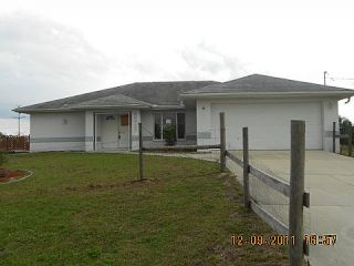 Foreclosed Home - 29527 POPLAR DR, 33982