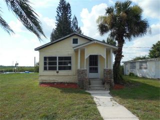 Foreclosed Home - 8004 RIVERSIDE DR, 33982