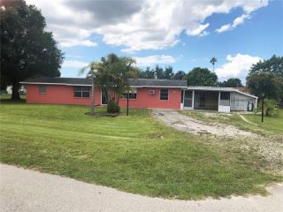 Foreclosed Home - 515 BURNING TREE LN, 33982