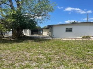Foreclosed Home - 2366 BROADPOINT DR, 33983