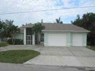 Foreclosed Home - 936 Se 23rd Pl, 33990