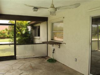 Foreclosed Home - 1911 SE 2ND TER, 33990