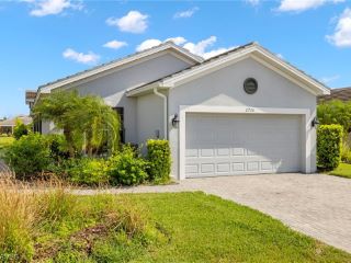 Foreclosed Home - 2733 VAREO CT, 33991