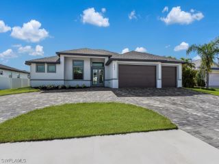Foreclosed Home - 1825 SURFSIDE BLVD, 33991
