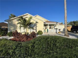 Foreclosed Home - 827 NW 28TH PL, 33993