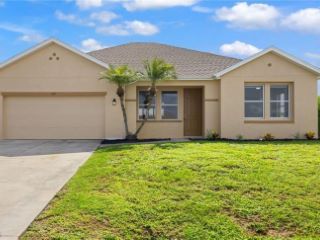 Foreclosed Home - 409 NW 18TH AVE, 33993