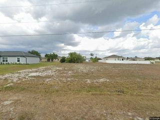 Foreclosed Home - 1705 NW 11TH PL, 33993
