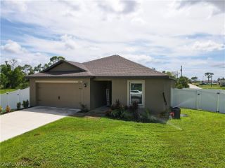 Foreclosed Home - 3806 NW 43RD ST, 33993