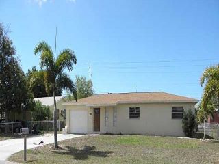 Foreclosed Home - 4557 W ALHAMBRA CIR, 34103