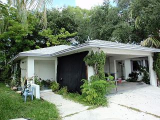 Foreclosed Home - 3633 SEAGRAPE AVE, 34104