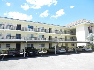Foreclosed Home - 201 QUAIL FOREST BLVD APT 306, 34105